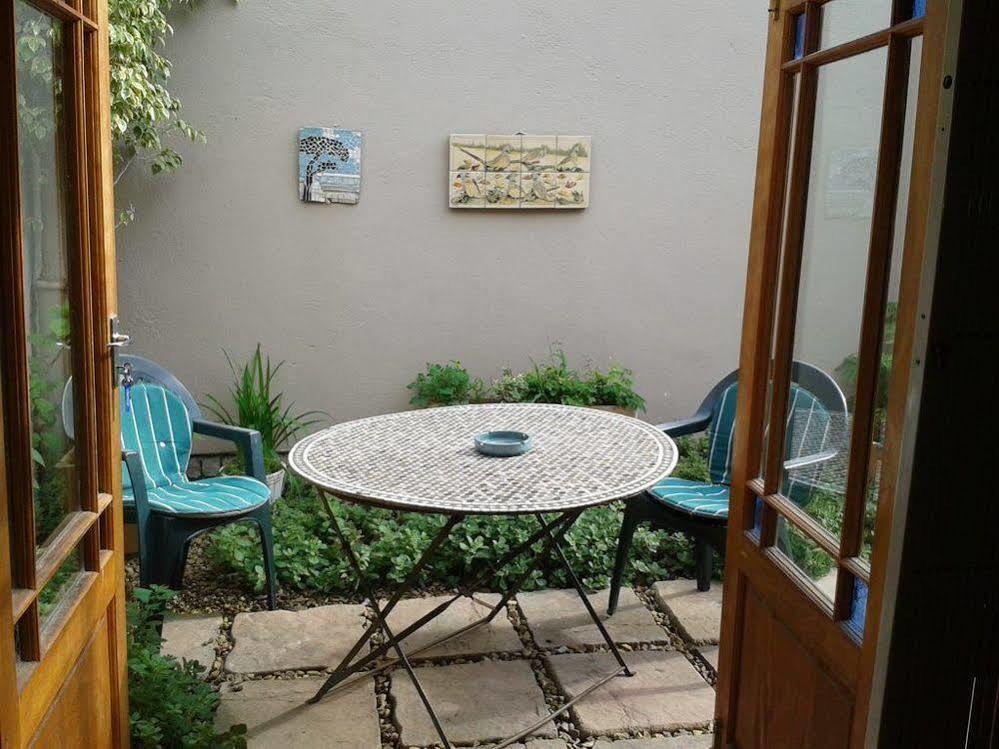 Glenhaven Guesthouse Cape Town Exterior photo